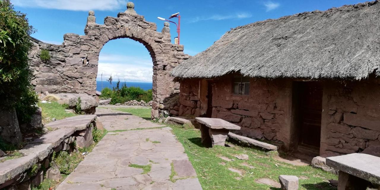 Taquile Hospedaje Mario Huillanopampa Exteriér fotografie