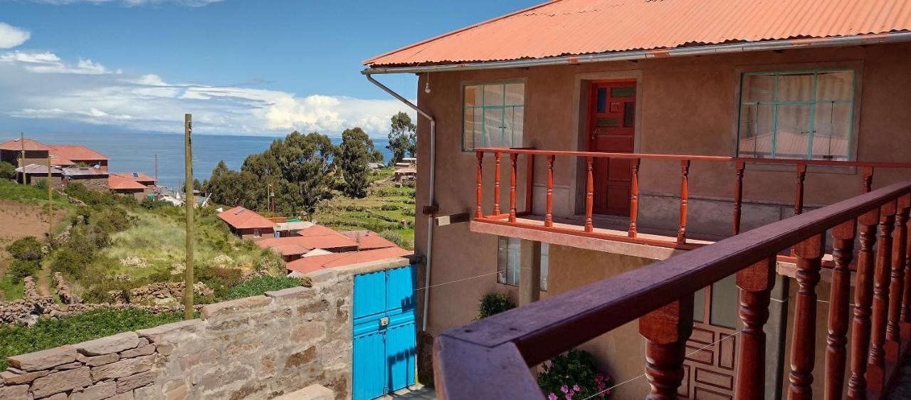 Taquile Hospedaje Mario Huillanopampa Exteriér fotografie
