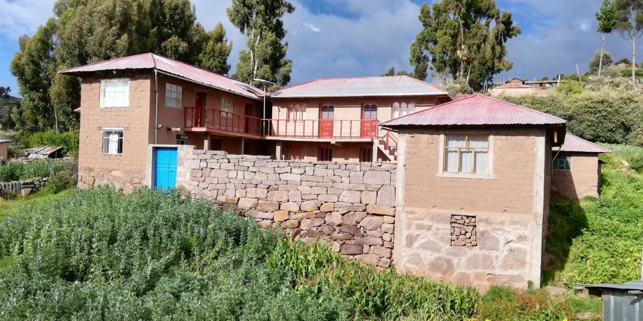 Taquile Hospedaje Mario Huillanopampa Exteriér fotografie