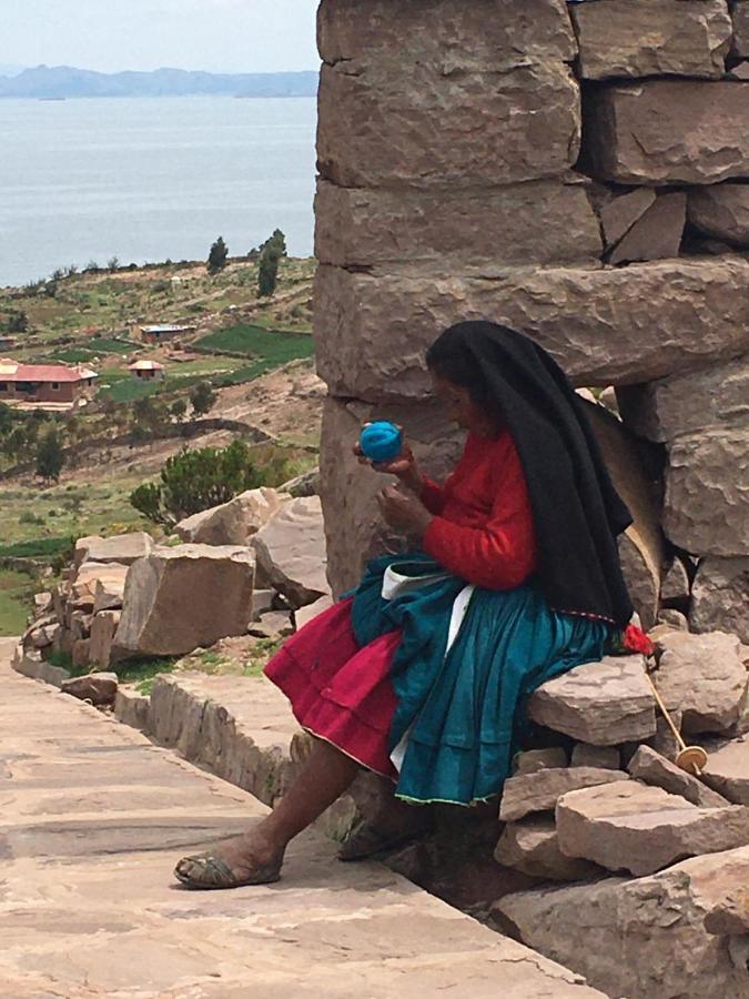 Taquile Hospedaje Mario Huillanopampa Exteriér fotografie